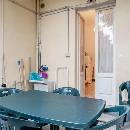 Casa Ester Appartement *